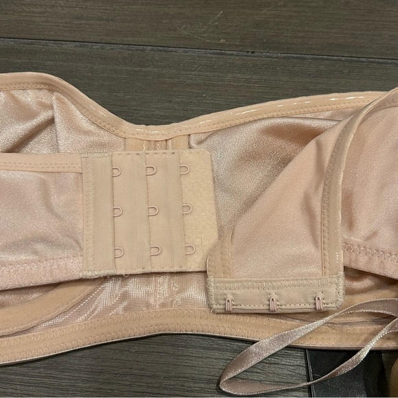 NWT! Wacoal 854133 Convertible Strapless Bra - Picture 6 of 8